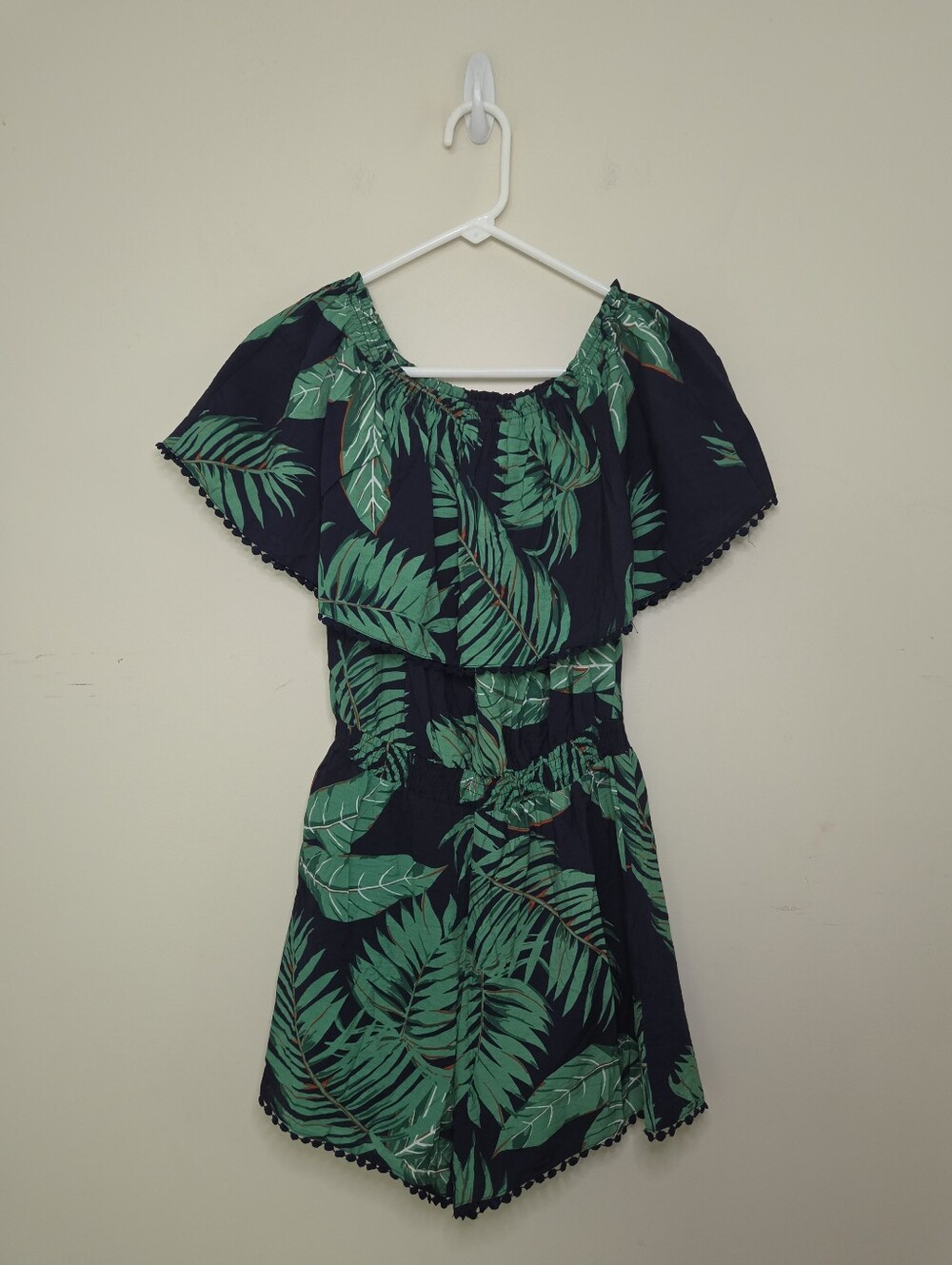 Women's Plumberry Tropical Leaf Print Off Shoulder Romper Sz Medium